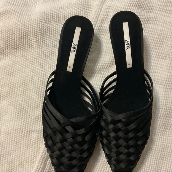 Zara Black Point Slide Heels Size  41 NWOT - Picture 2 of 6